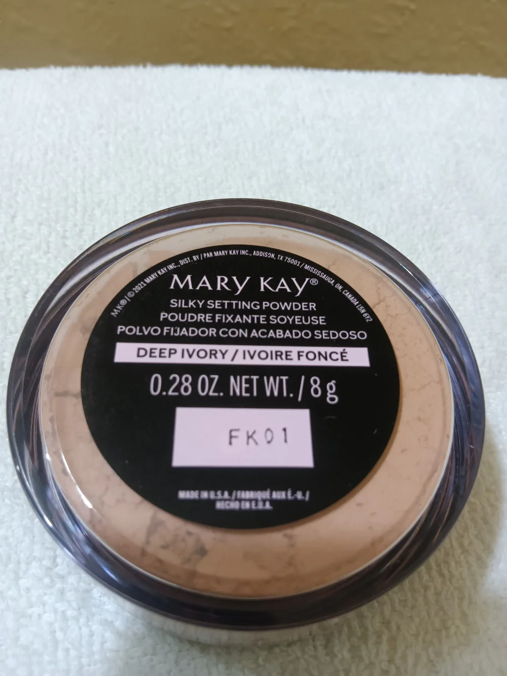 Mary Kay Silky Setting Powder  Deep Ivory For All Skin Types